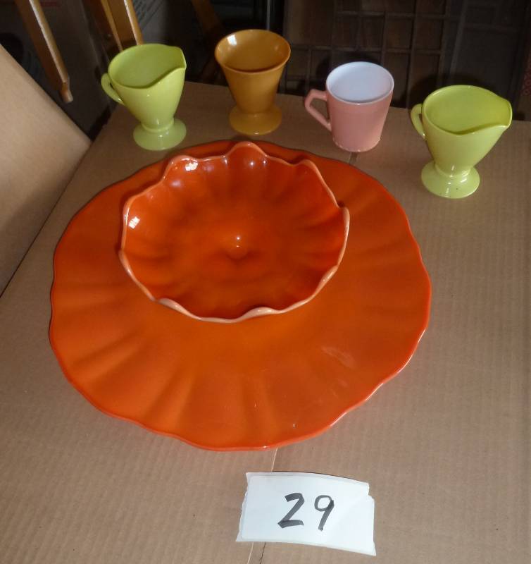 lot 29 image: A very fun Large Bright Orange chip...