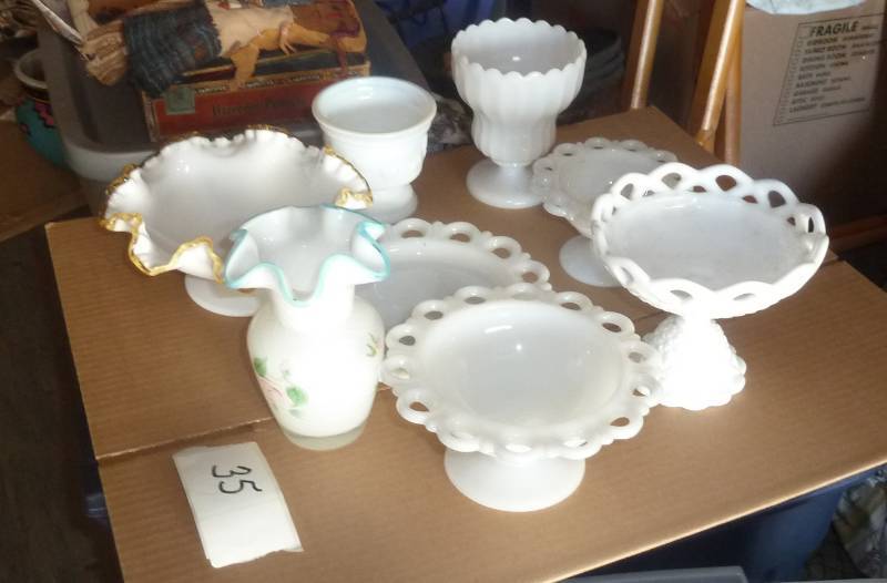 lot 35 image: Group of white glass, including a F...