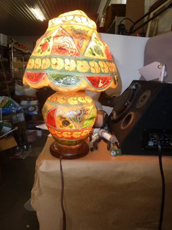 lot 50 image: Two unique vintage lamps, a stretch...