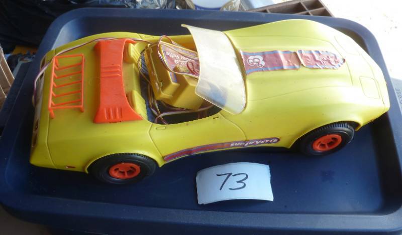 lot 73 image: Barbies super vette (untested)...
