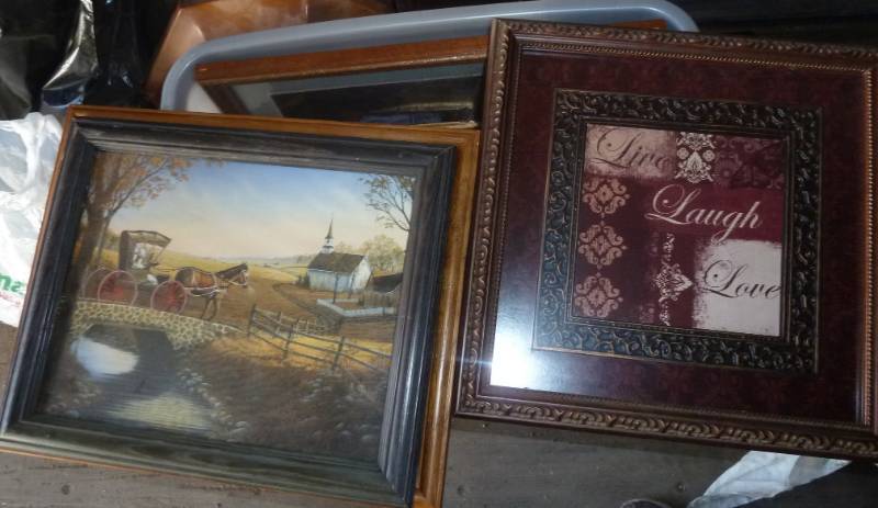 lot 86 image: Lot of smaller sized artwork, some ...