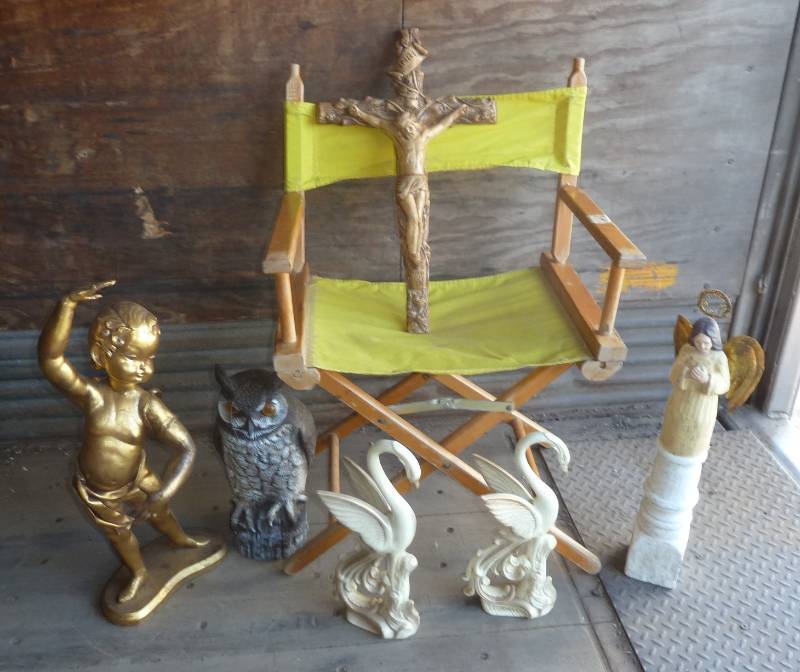 lot 90 image: Folding directors chair, large cros...