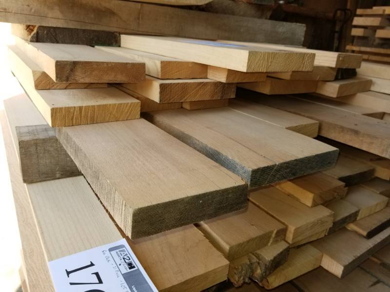lot 175 image: Lot of (20) Red Oak Boards