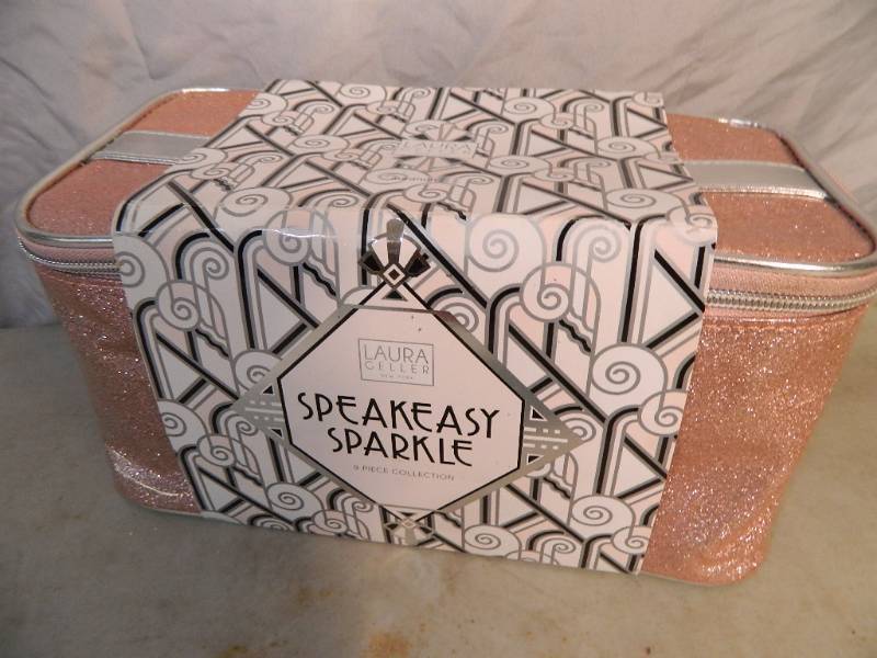 lot 35 image: New Laura Gellar 9 Piece Speakeasy Sparkle Set