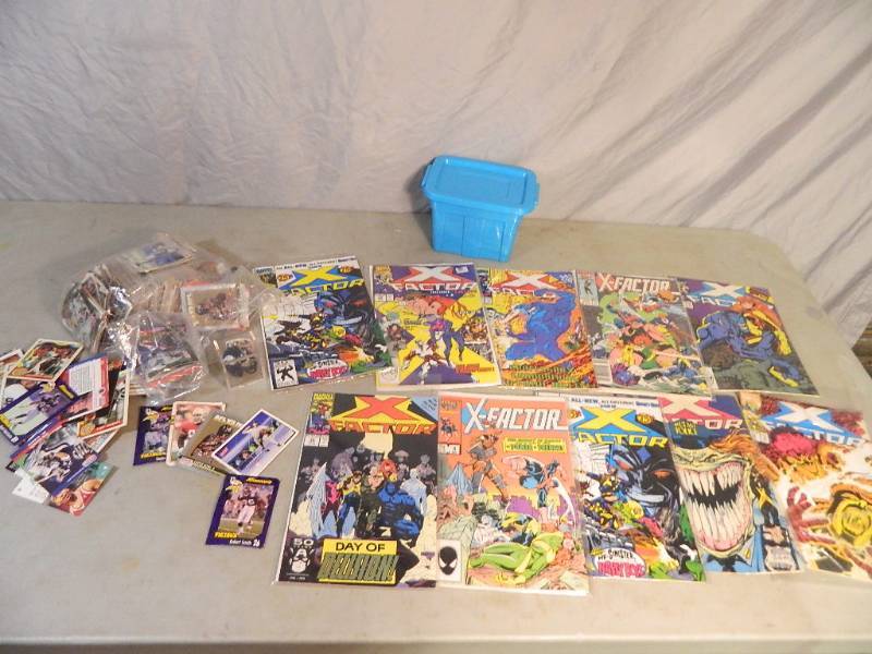 lot 44 image: Sports Cards and Comic Books
