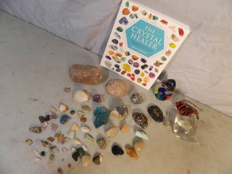 lot 45 image: Rocks, Gems, and More