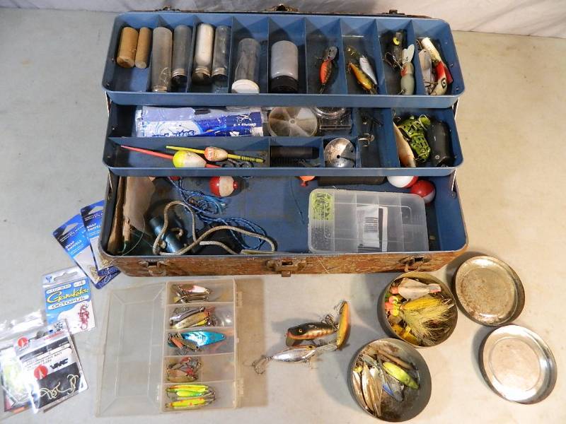lot 79 image: Old Tackle Box with Vintage and Modern Tackle