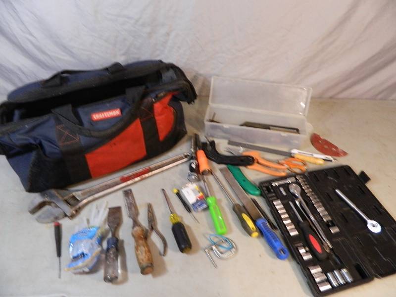 lot 116 image: Sockets, Hand Tools, and More