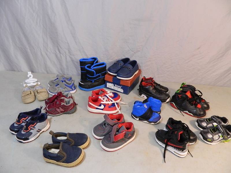 lot 141 image: 14 Pairs of BoysToddler Shoes