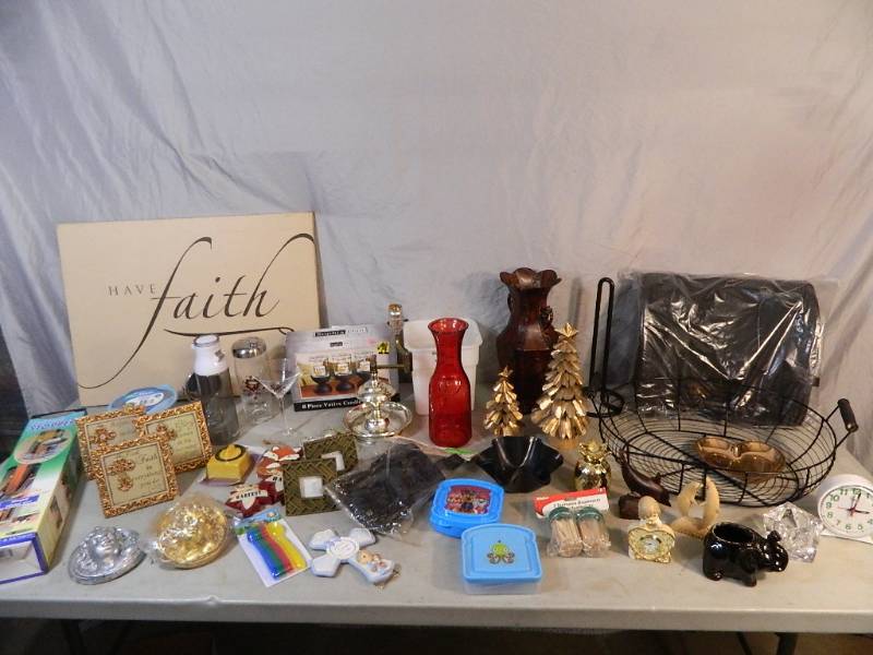lot 151 image: Home Decor and More