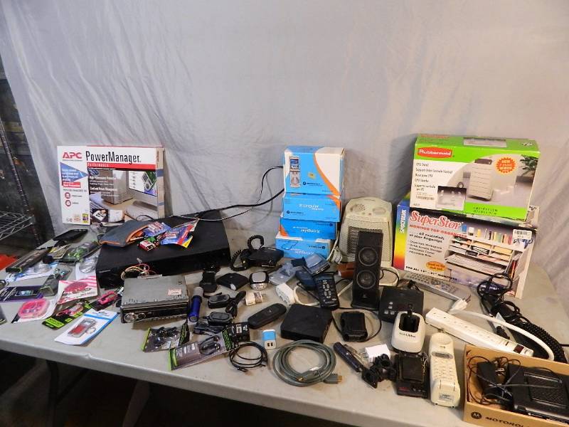 lot 160 image: Electronics and More