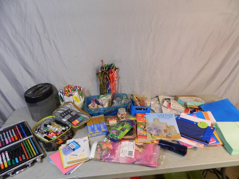 lot 172 image: Craft and Office Supplies