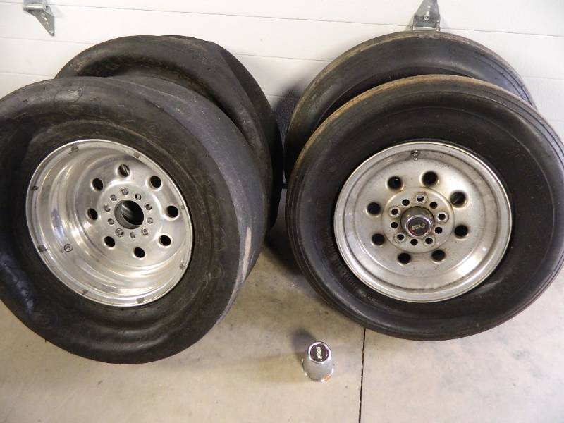 lot 5 image: 4 Vintage Aluminum Drag Racing Wheels