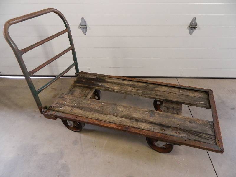 lot 7 image: Vintage Nutting Warehouse Cart