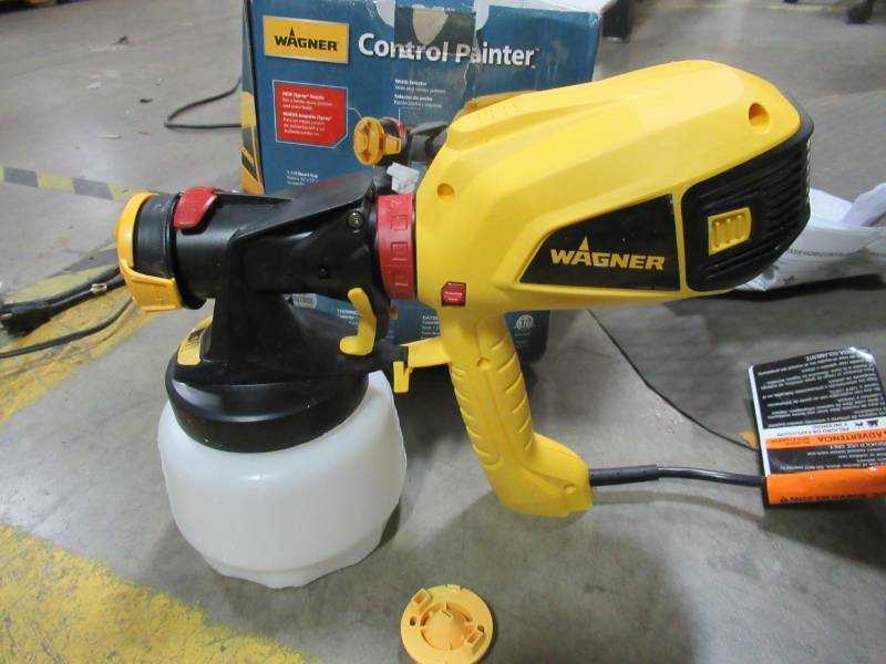 lot 232 image: Wagner Control Painter Handheld HVLP Paint Sprayer 0520008 - Used but in nice working condition.