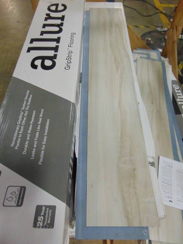 TrafficMaster 97011 Allure 6 x 36 White Maple Luxury Vinyl Plank Flooring (24 Sq. ft.)
