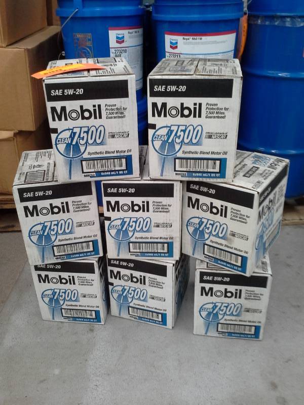 lot 100 image: 8 Cases of Mobil Clean 7500 Synthetic Motor Oil 5W-20 1-qt. Bottles