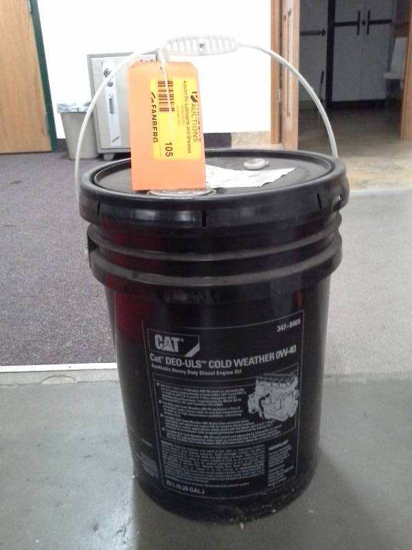 lot 105 image: 1 Bucket of Caterpillar Cat Deo-Uls Cold Weather Synthetic Heavy Duty Diesel Engine Oil 0W-40  5.26-Gallon