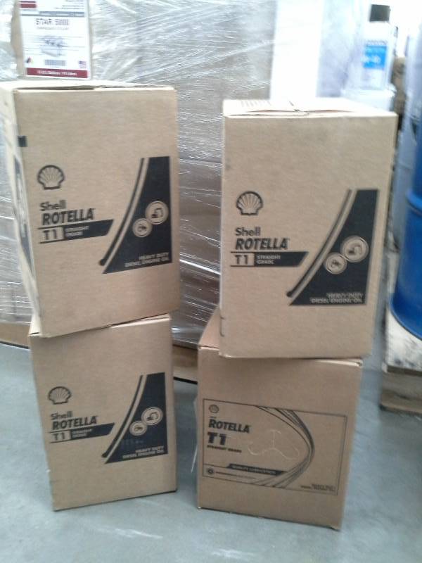 lot 117 image: 4 Cases of Shell Rotella Straight Grade Heavy Duty Diesel Engine Oil SAE 30 1-Gallon Bottles