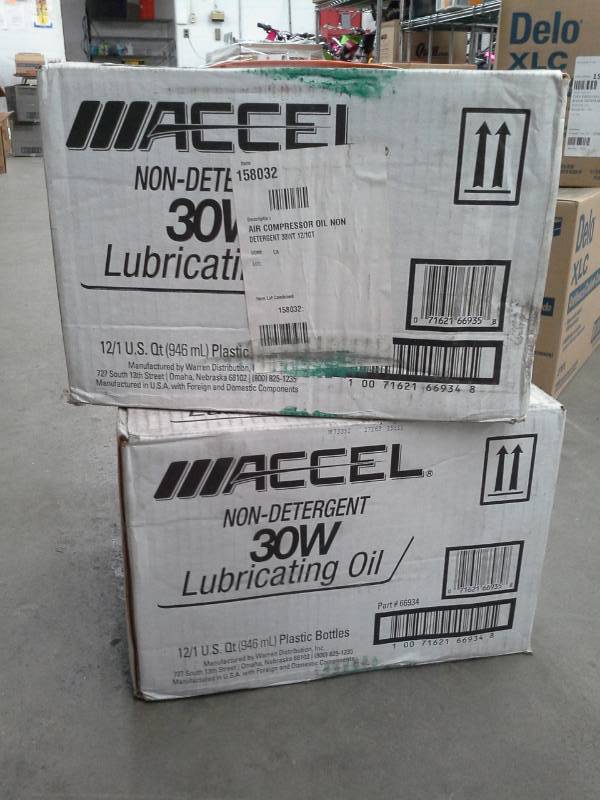 lot 119 image: 2 Cases of Accell Non-Detergent Lubricating Oil SAE 30W 1-qt. Bottles