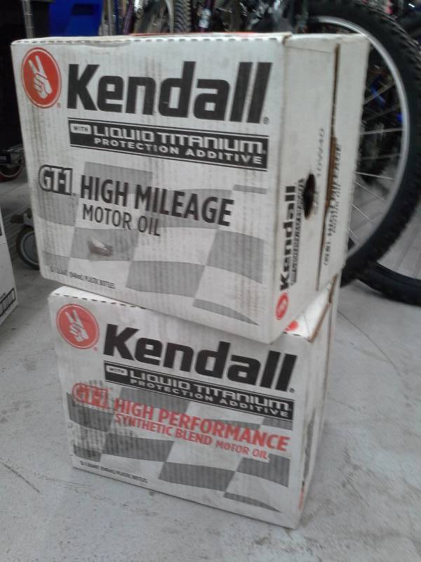 lot 124 image: 2 Cases of Kendall GT-1 High Mileage Motor Oil 1-qt. Bottles