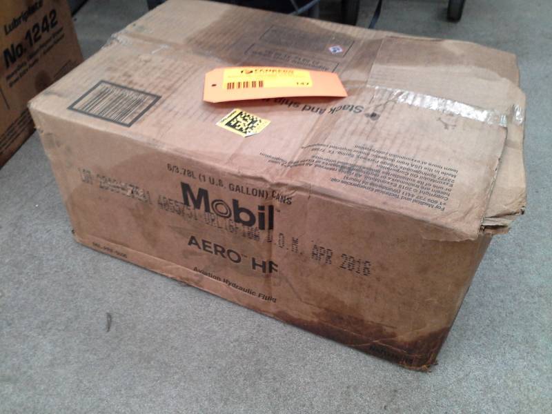 lot 147 image: 1 Case of Mobil Aero HF Aviation Hydraulic Fluid 1-Gallon Cans