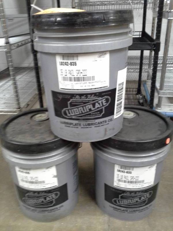 lot 181 image: 3 Pails of Lubriplate SPO-222 Lubricant 35-lbs.