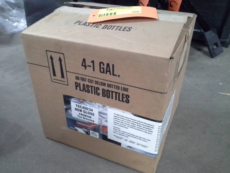 lot 200 image: 3 Bottles of Technicians Choice TEC 40034 New Gloss Premium Tire Dressing 1-Gallon