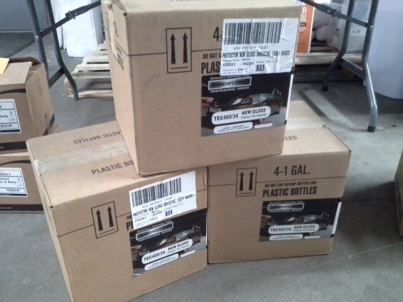 lot 203 image: 3 Cases of Technicians Choice TEC 40034 New Gloss Premium Tire Dressing 1-Gallon Bottles