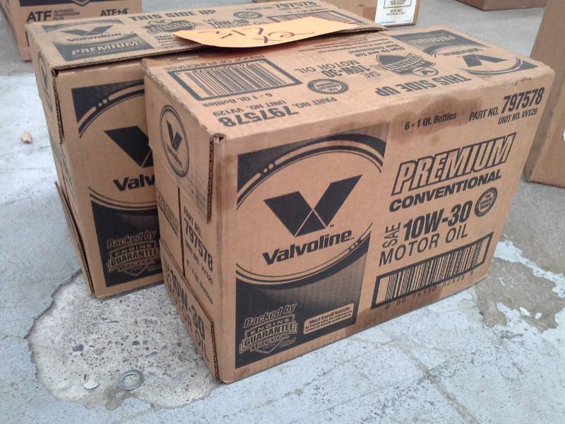 lot 317 image: 2 Cases of Valvoline Premium Conventional Motor Oil 10W-30 1-qt. Bottles
