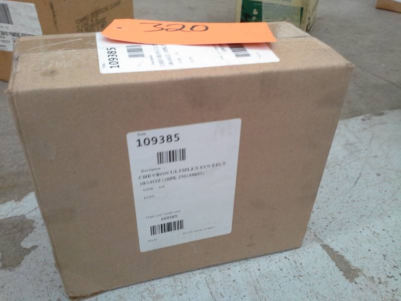 lot 320 image: 1 Case of Chevron Ultiplex Synthetic EP 1.5 14-oz. Cartridges