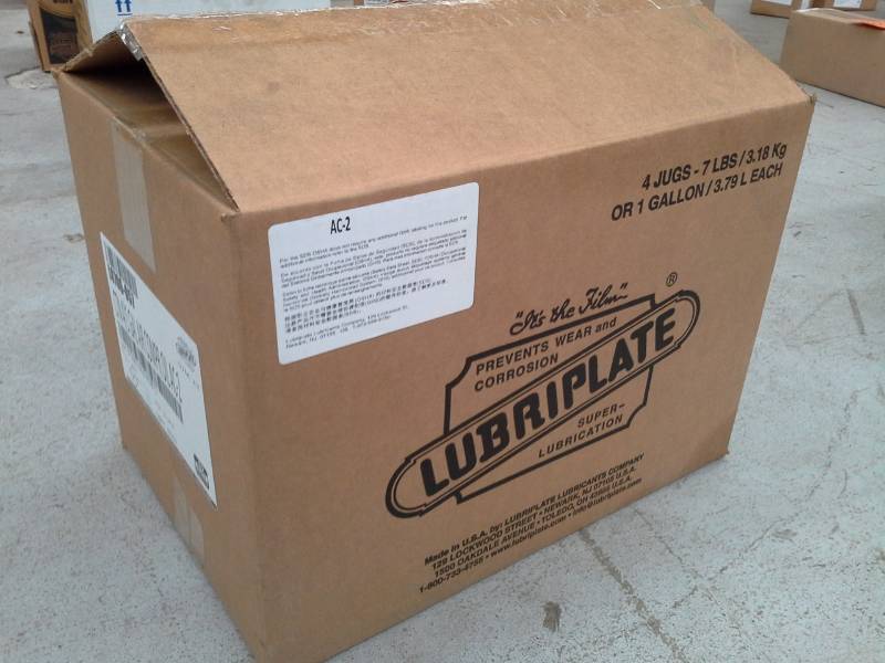 lot 326 image: 2 Bottles of Lubriplate Air Compressor Oil AC-2 1-Gallon
