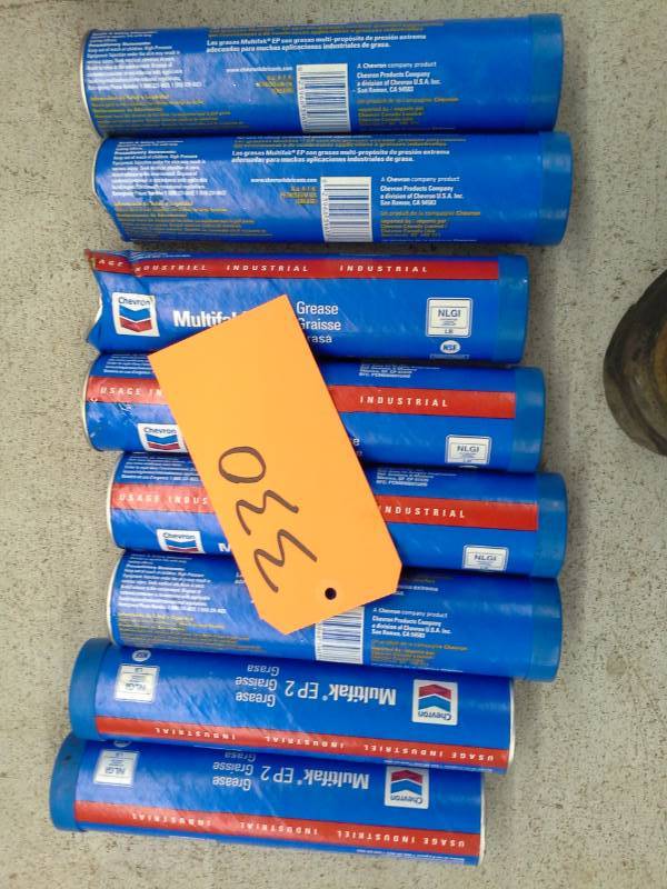 lot 330 image: 8 Tubes of Chevron Multifak EP 2 Grease