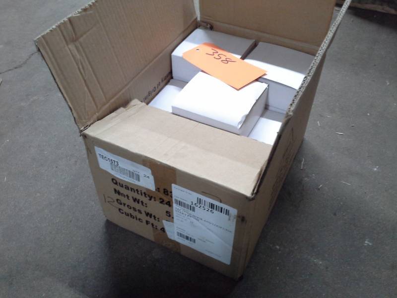 lot 358 image: 1 Case of Technicians Choice TEC1573 5in. Hook and Loop Upholstery Brush