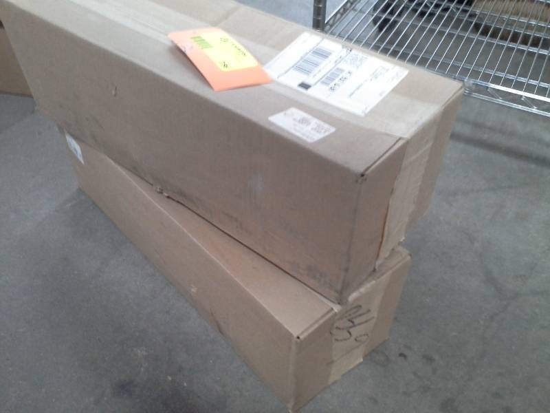 lot 256 image: 2 Cases of 24 Moss Squeegee Double with Socket