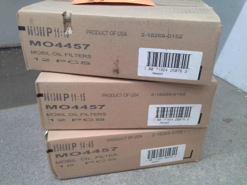 lot 267 image: 3 Cases of Mobil Oil Filters - M04457