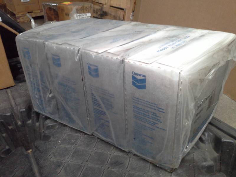 lot 292 image: 4 Cases of Chevron Delo Grease EP 0