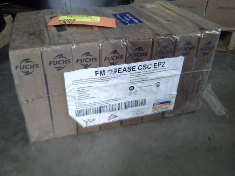 lot 296 image: Four Cases of Fuchs Food Machinery Grease CSC EP2