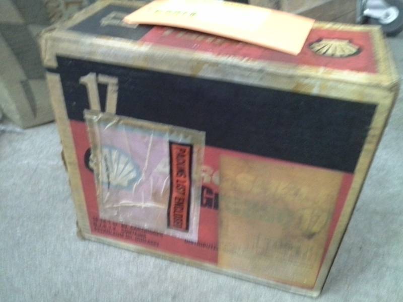 lot 298 image: One case of Shell Aeroshell Grease 17