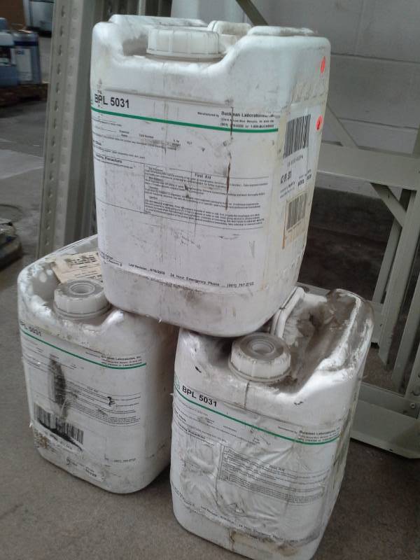 lot 303 image: 3 Pails of Buckman Laboratories BPL 5031 Wastewater Treatment