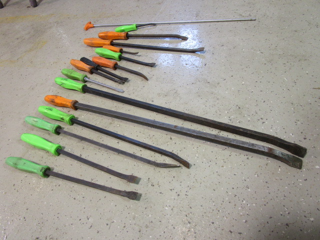 lot 268 image: SNAP ON TOOLS PRY BARS