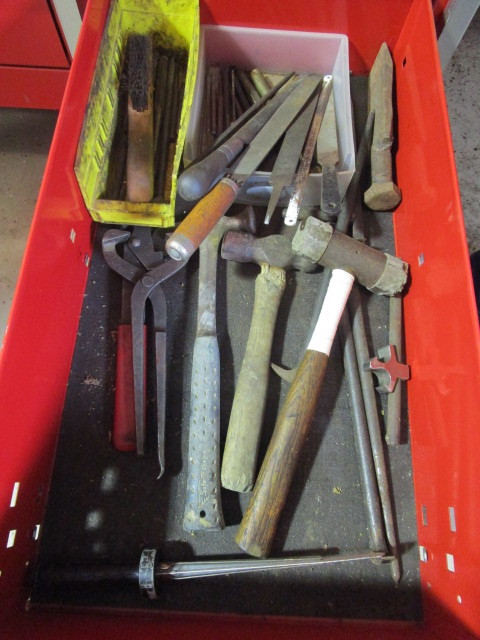 lot 284 image: HAMMERS, FILES CHISELS, WIRE BRUSH, MORE