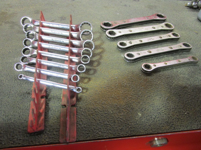 lot 291 image: SNAP ON CLOSED END WRENCHES