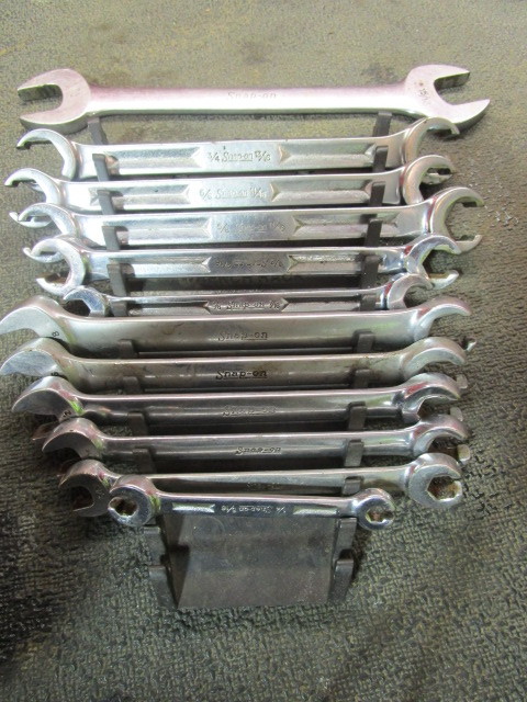 lot 292 image: SNAP ON TOOLS OPPEN END STANDARD WRENCHES