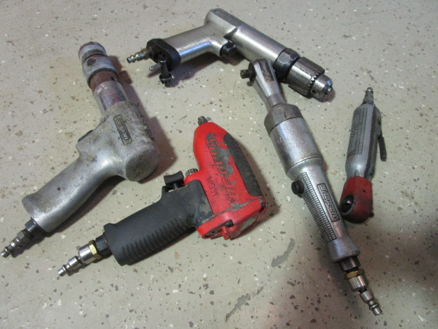 lot 311 image: SNAP ON PNEUMATIC TOOLS