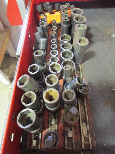 lot 313 image: SNAP ON TOOLS SOCKETS