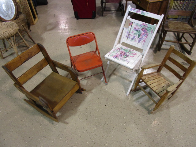 lot 337 image: CHILD SIZE CHAIRS