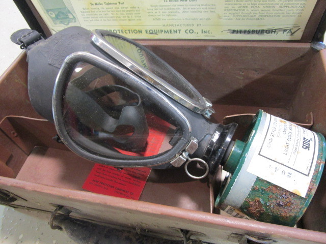 lot 371 image: ACME FULL VISION GAS MASK WITH CASE