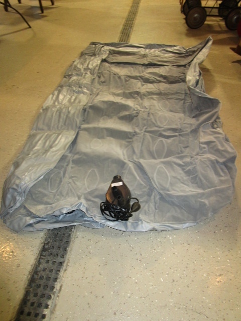 lot 218 image: FULL SIZE SWISS GEAR AIR BED WITH ELECTRIC PUMP AND SLEEPING BAG