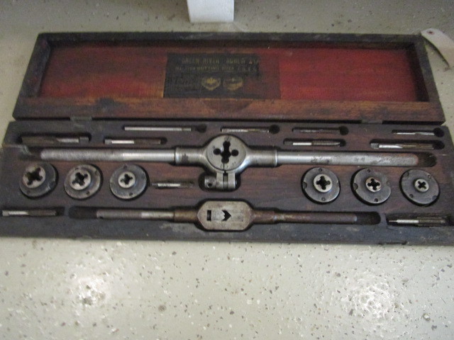 lot 248 image: ANTIQUE GREEN RIVER SCREW PLATE TAP & DIE SET